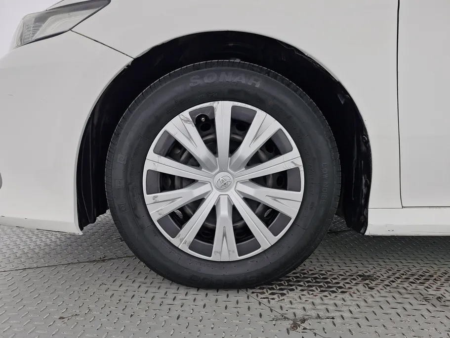 تويوتا كامري LE 2022 