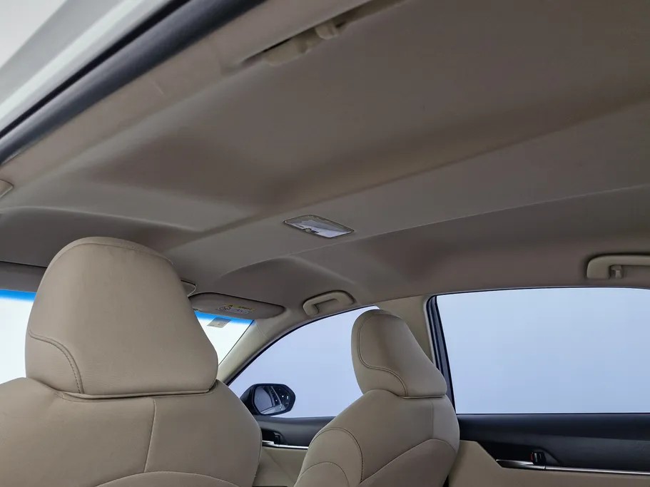 تويوتا كامري LE 2022 