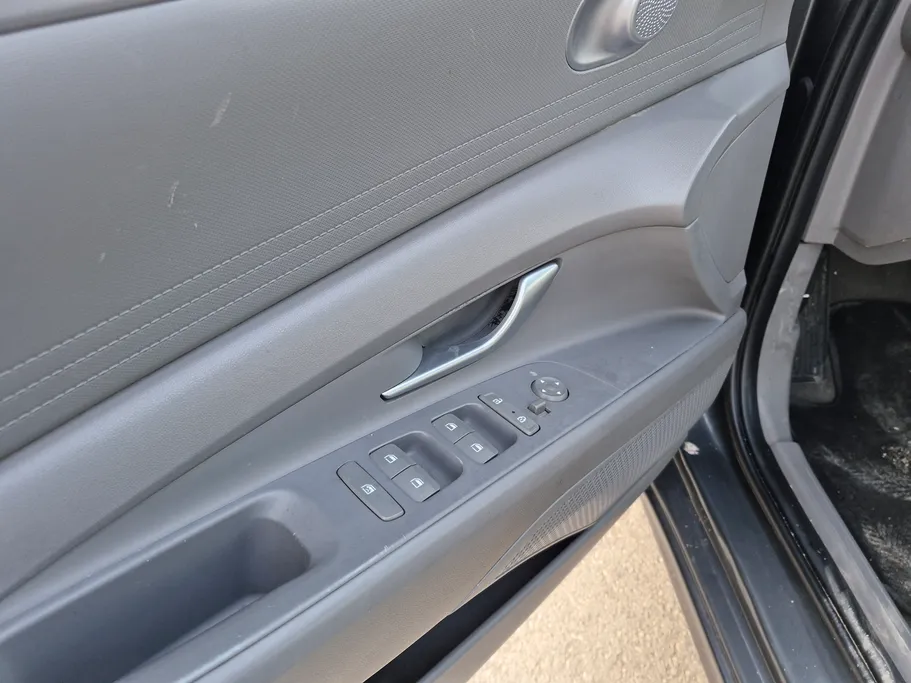 2023 Hyundai Elantra Fleet 