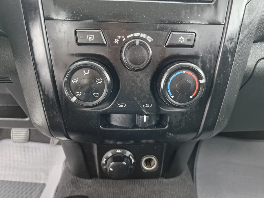 2023 Isuzu D-max Double Cab 