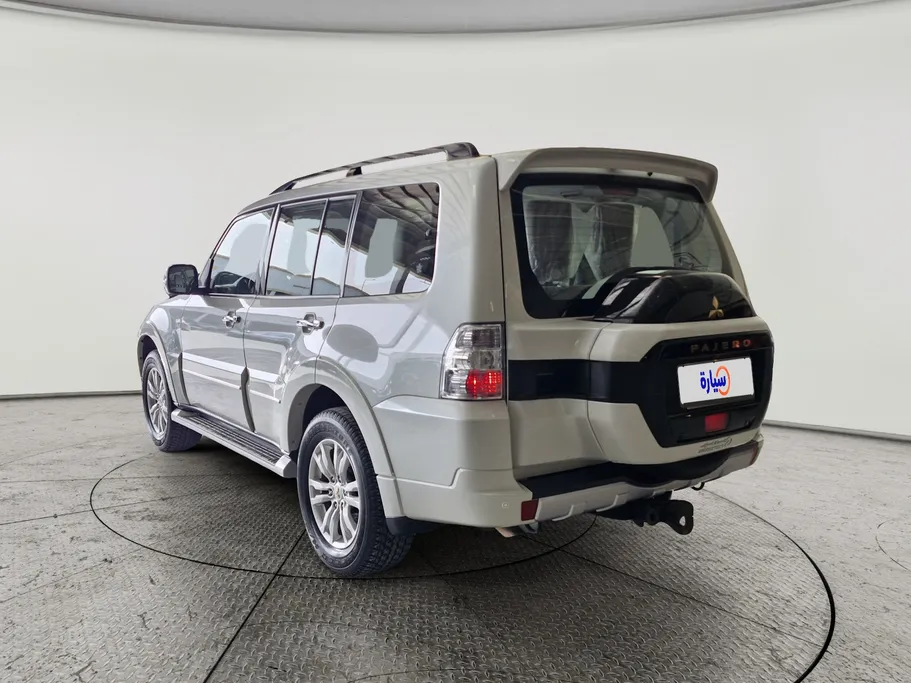 2020 Mitsubishi Pajero GLS 4Doors 