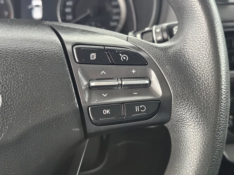 2022 Hyundai Kona SMART 