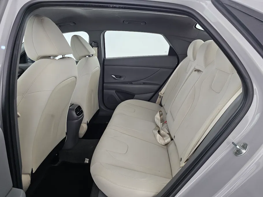 2023 Hyundai Elantra Fleet 