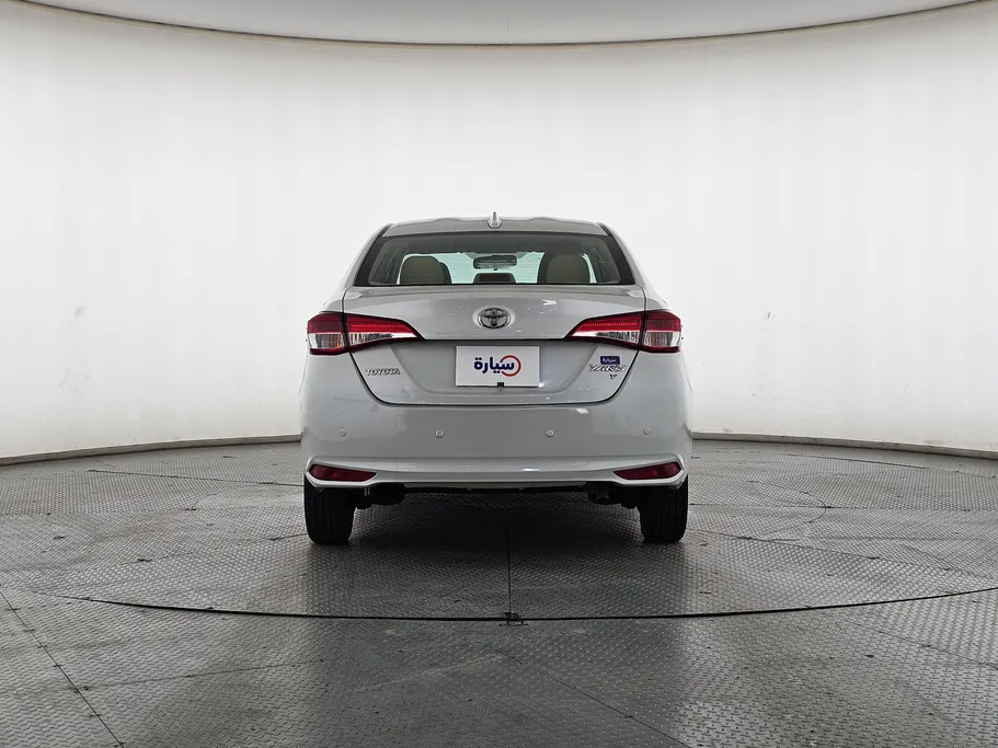 2022 Toyota Yaris  Y 