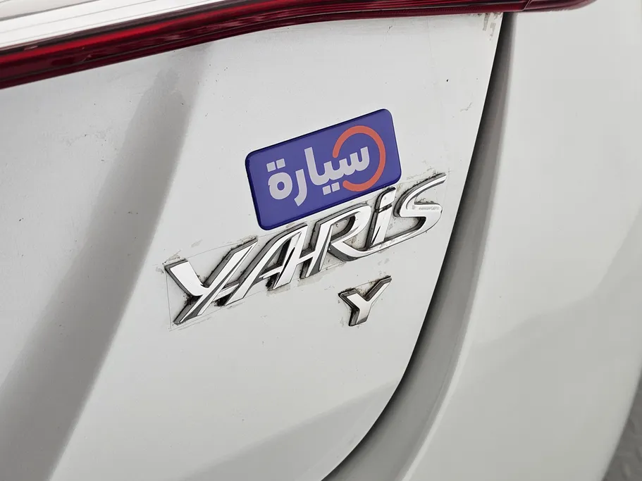 2022 Toyota Yaris  Y 