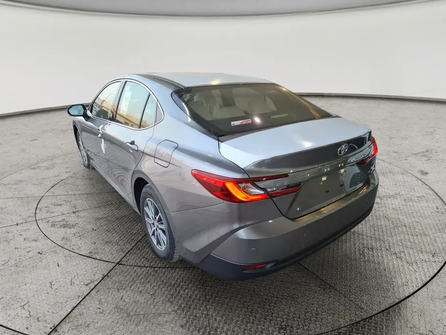 تويوتا كامري E 2026 