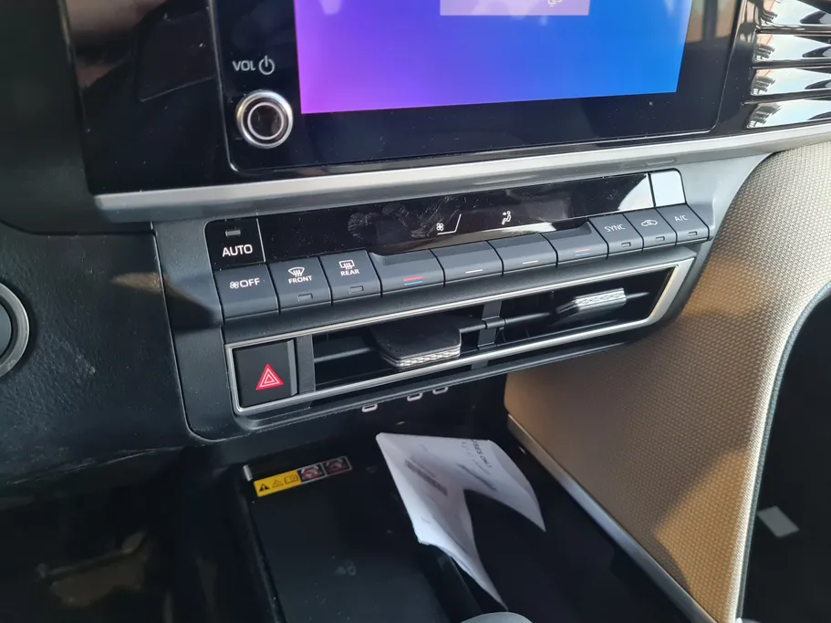 تويوتا كامري LE 2026 