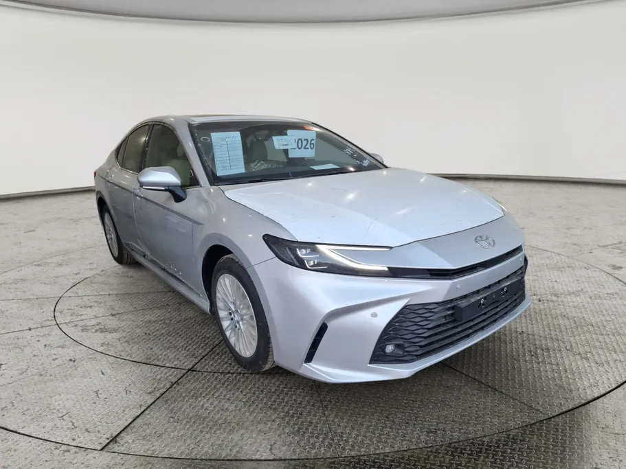 تويوتا كامري LE 2026 