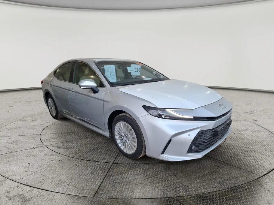 تويوتا كامري LE 2026 