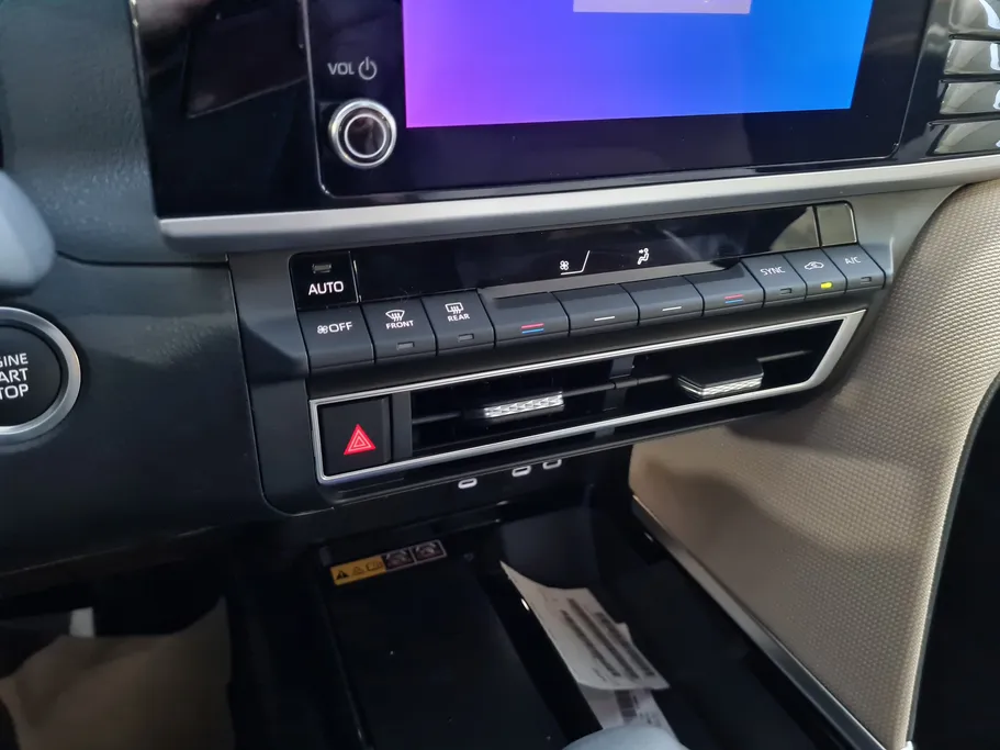 تويوتا كامري LE 2026 