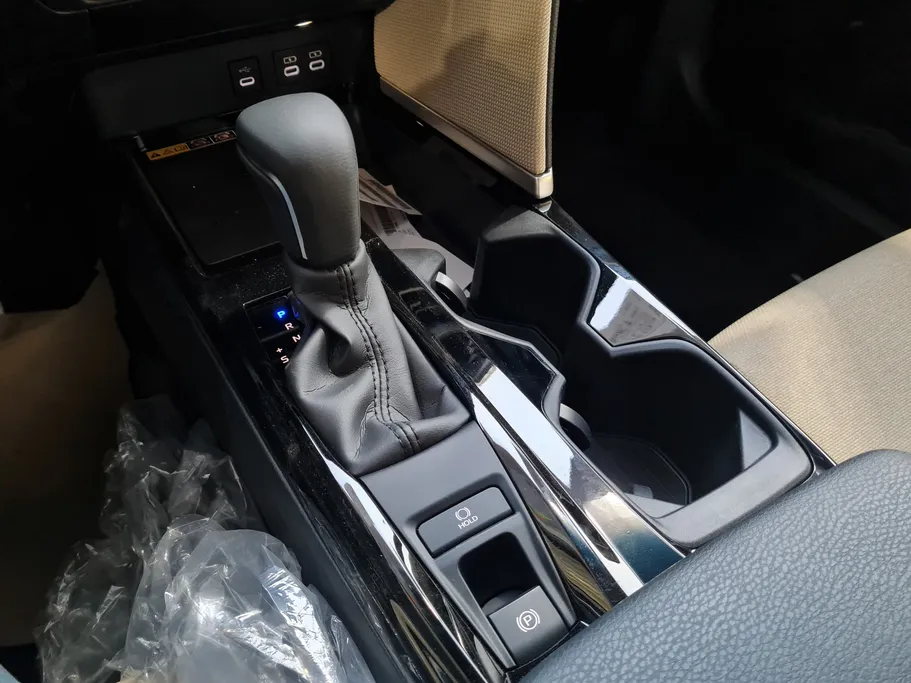 تويوتا كامري LE 2026 