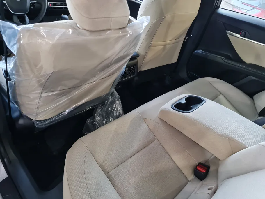 تويوتا كامري LE 2026 