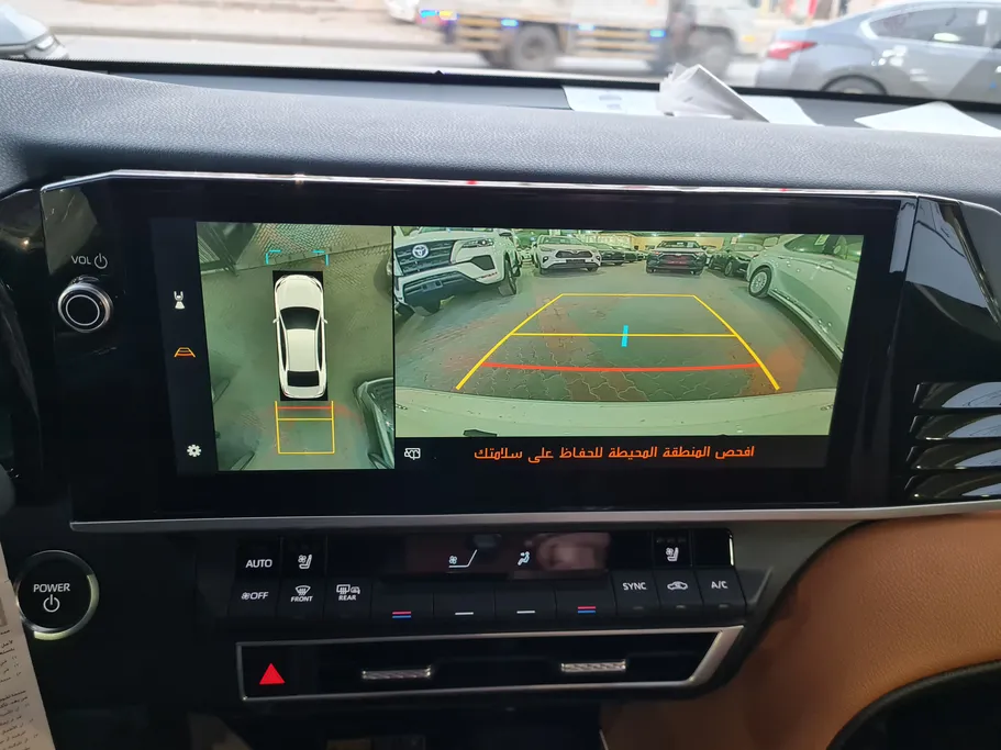 تويوتا كامري LUMIERE HEV 2026 