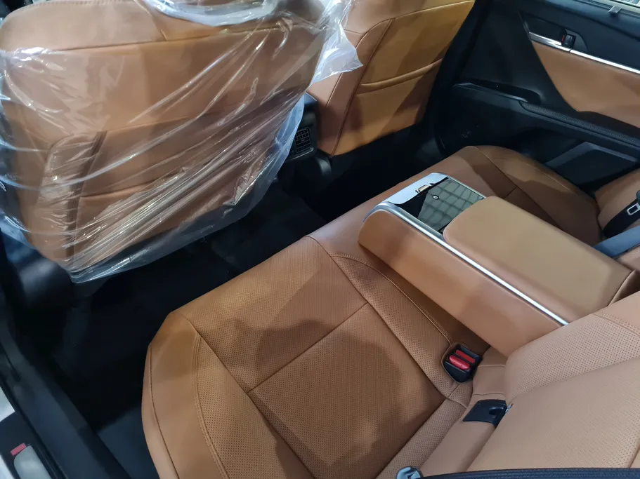 تويوتا كامري LUMIERE HEV 2026 