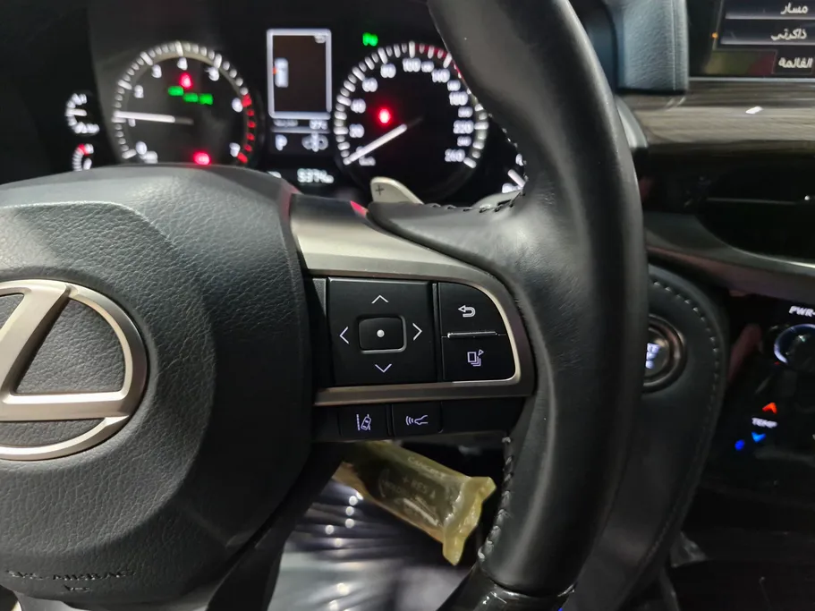 2021 Lexus LX 570 Black Ed. 