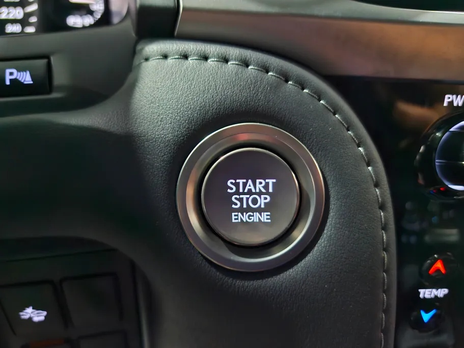 2021 Lexus LX 570 Black Ed. 