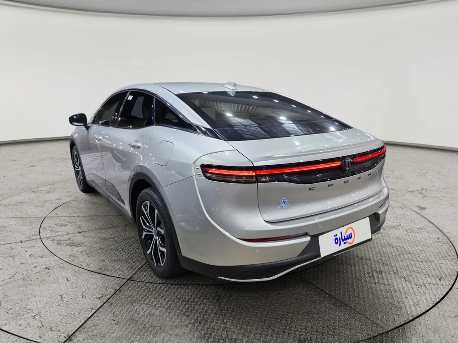 2023 Toyota Crown Premium 