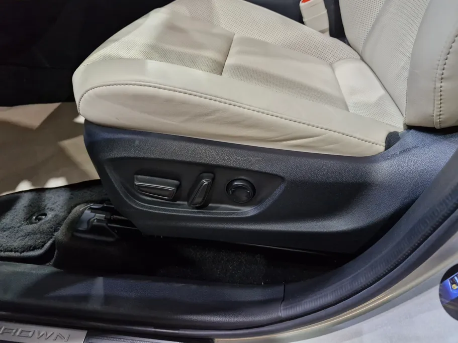 2023 Toyota Crown Premium 