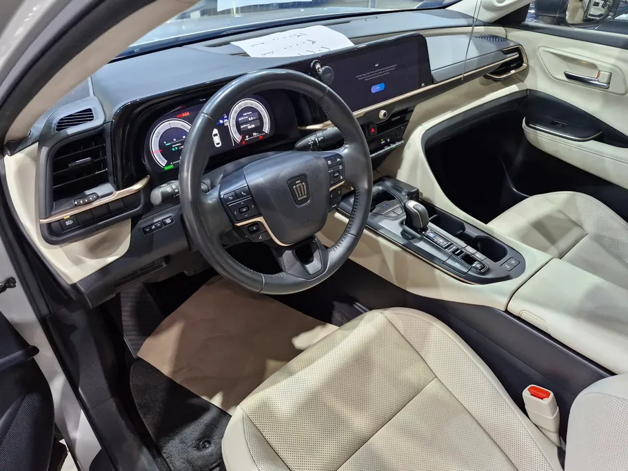 2023 Toyota Crown Premium 