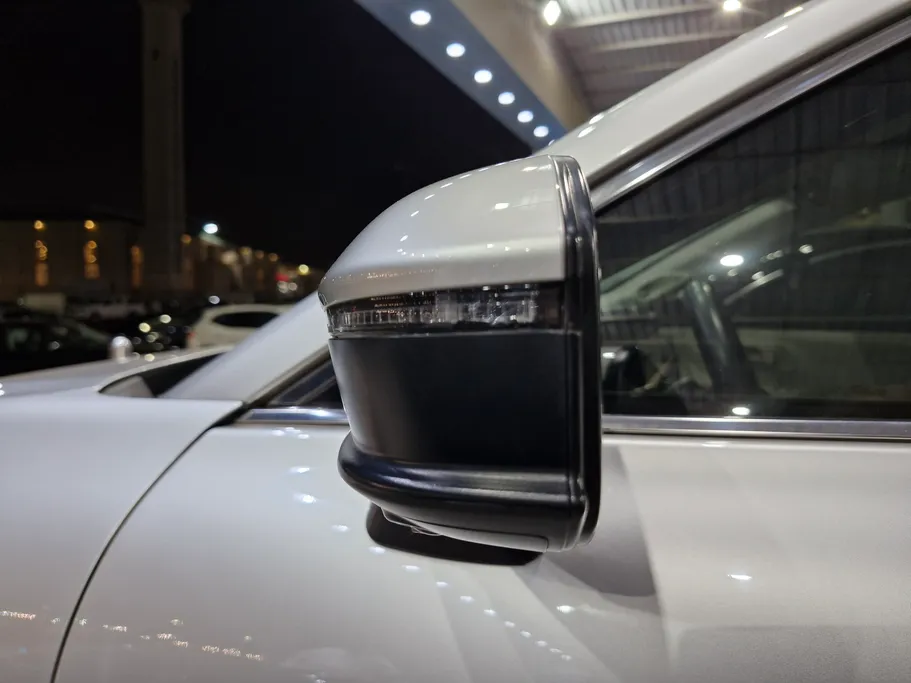 2023 Toyota Crown Premium 