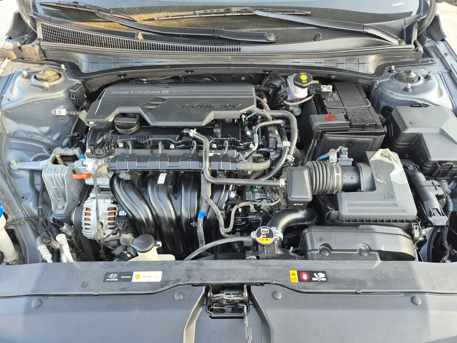 2024 Hyundai Elantra Comfort 