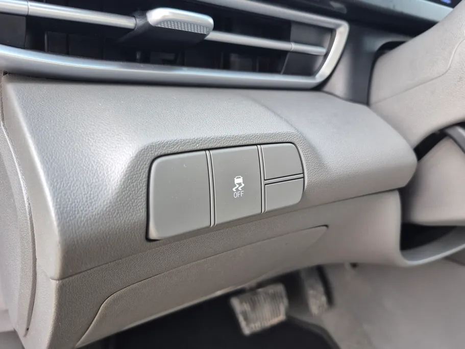 2024 Hyundai Elantra Comfort 