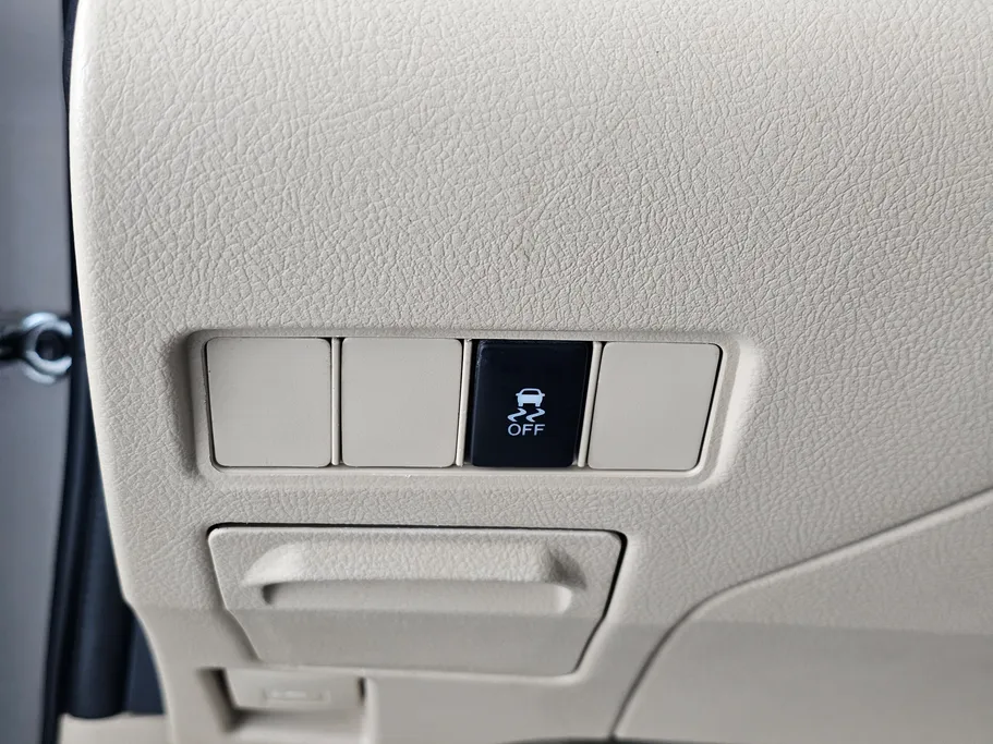 2021 Toyota Yaris  Y 