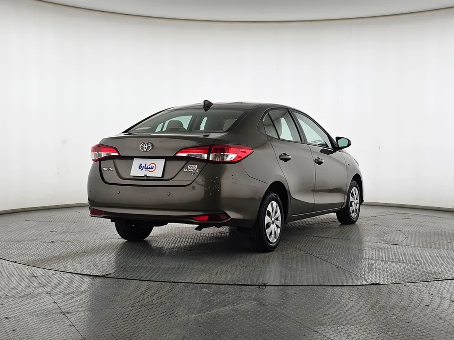 2021 Toyota Yaris  Y 