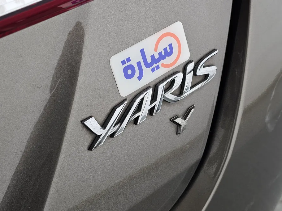 2021 Toyota Yaris  Y 