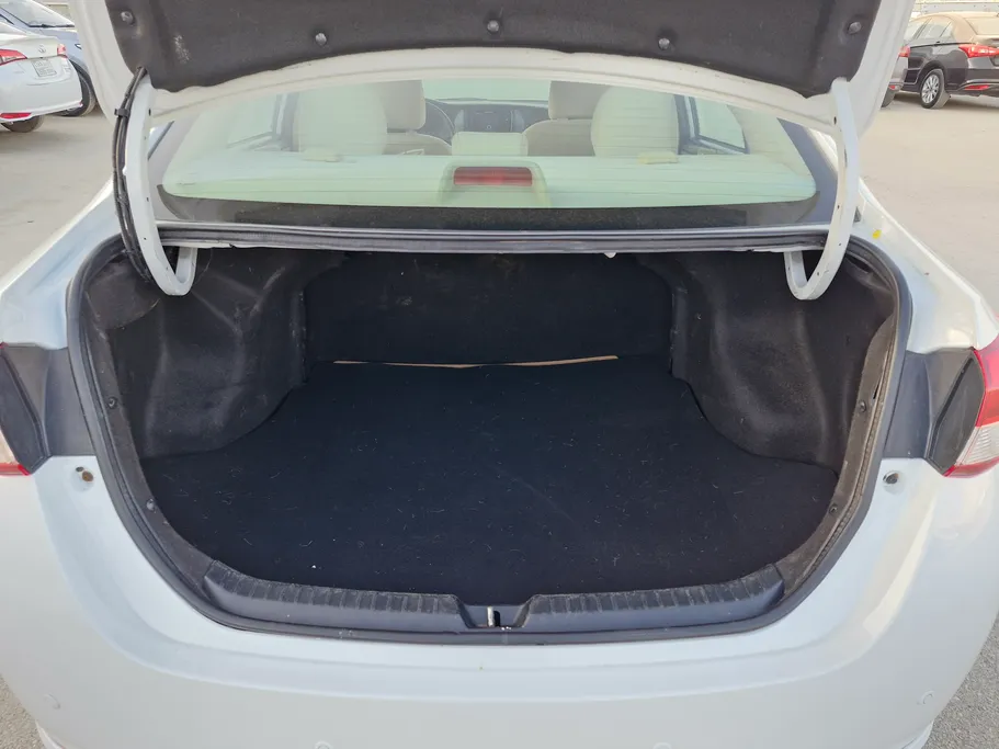 تويوتا يارس Y 2021 