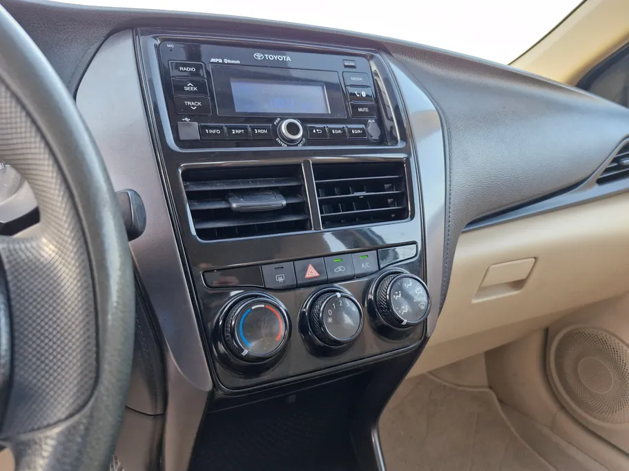 تويوتا يارس Y 2021 