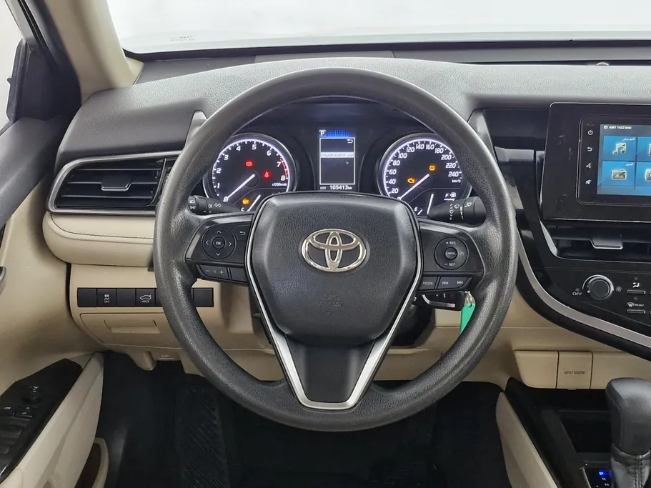 2022 Toyota Camry  LE 