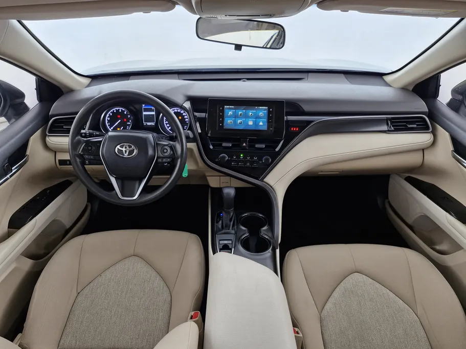 2022 Toyota Camry  LE 