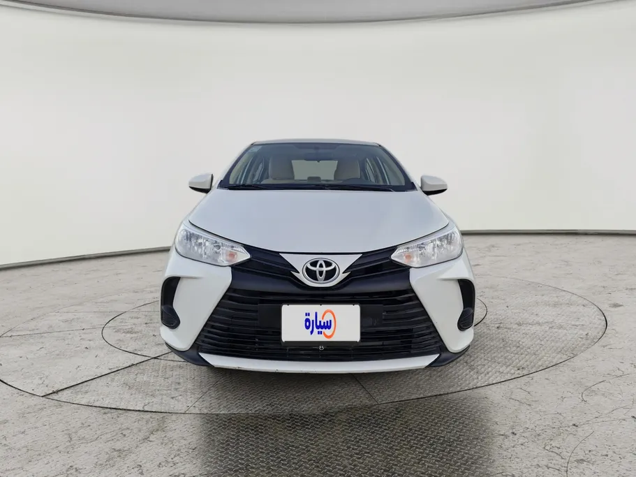 2021 Toyota Yaris  Y 