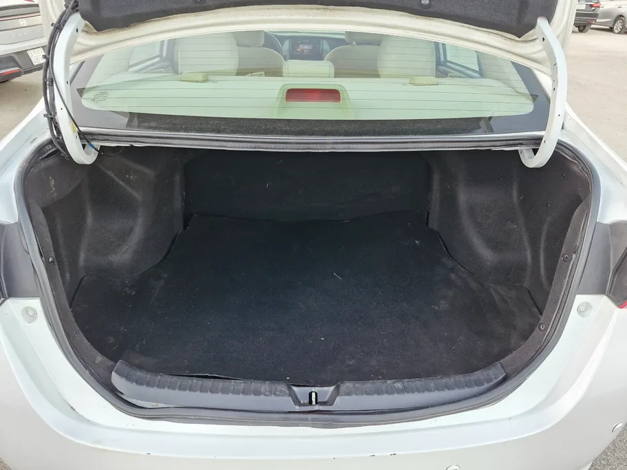 2021 Toyota Yaris  Y 