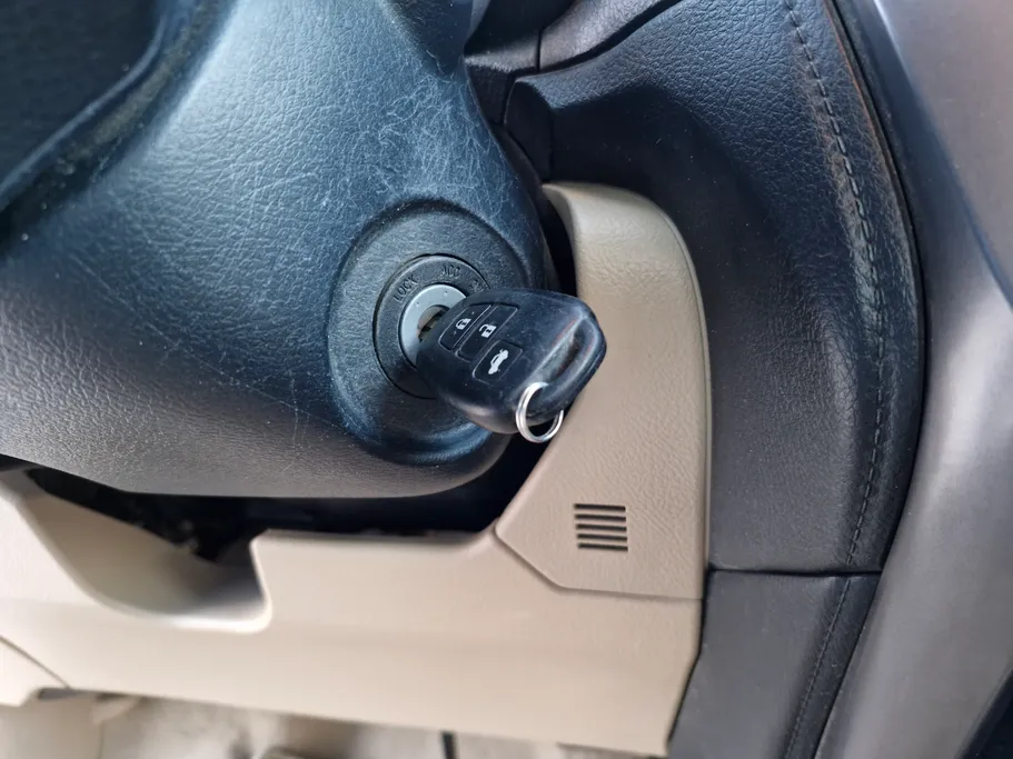 2021 Toyota Yaris  Y 