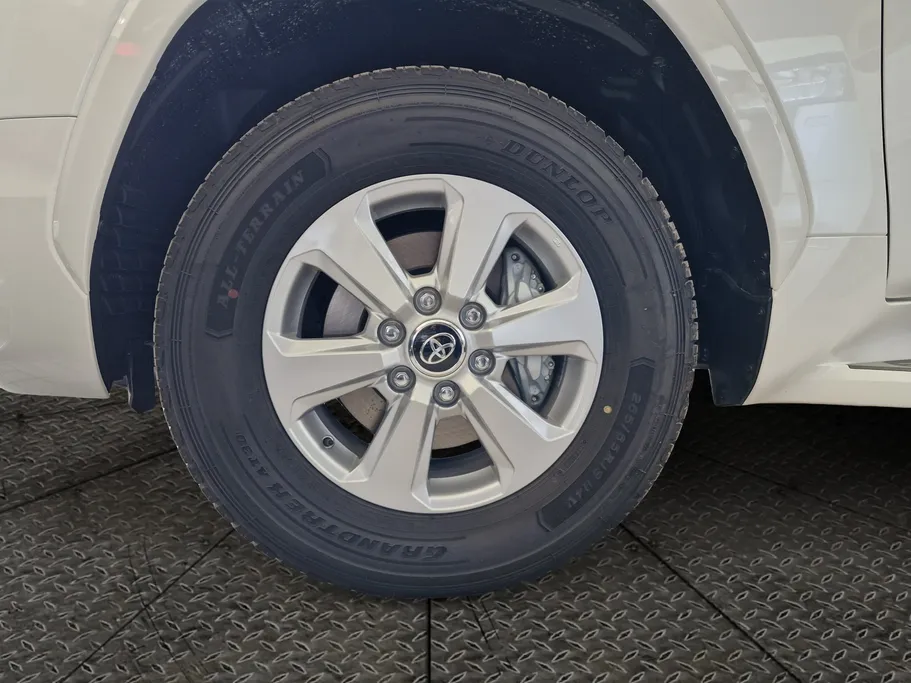 2026 Toyota Land Cruiser GXR2 