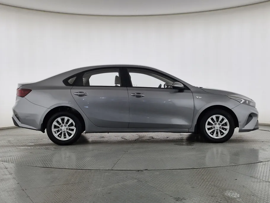 كيا سيراتو LX 2022 