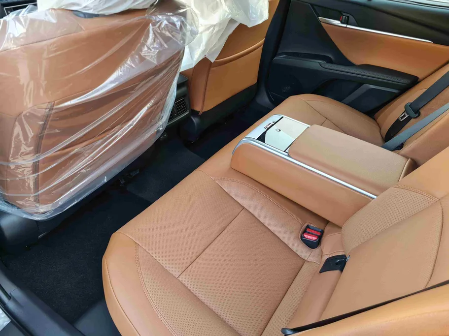 2026 Toyota Camry  LUMIERE HEV 