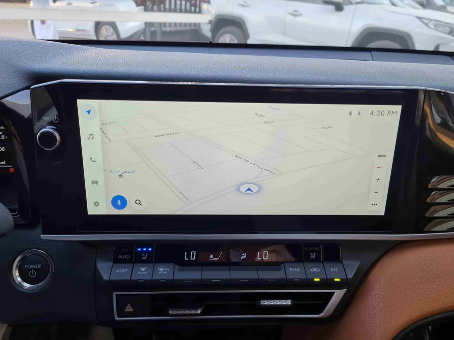 2026 Toyota Camry  LUMIERE HEV 