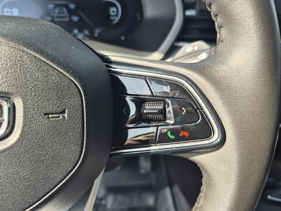 جيلي امجراند GF 2025 