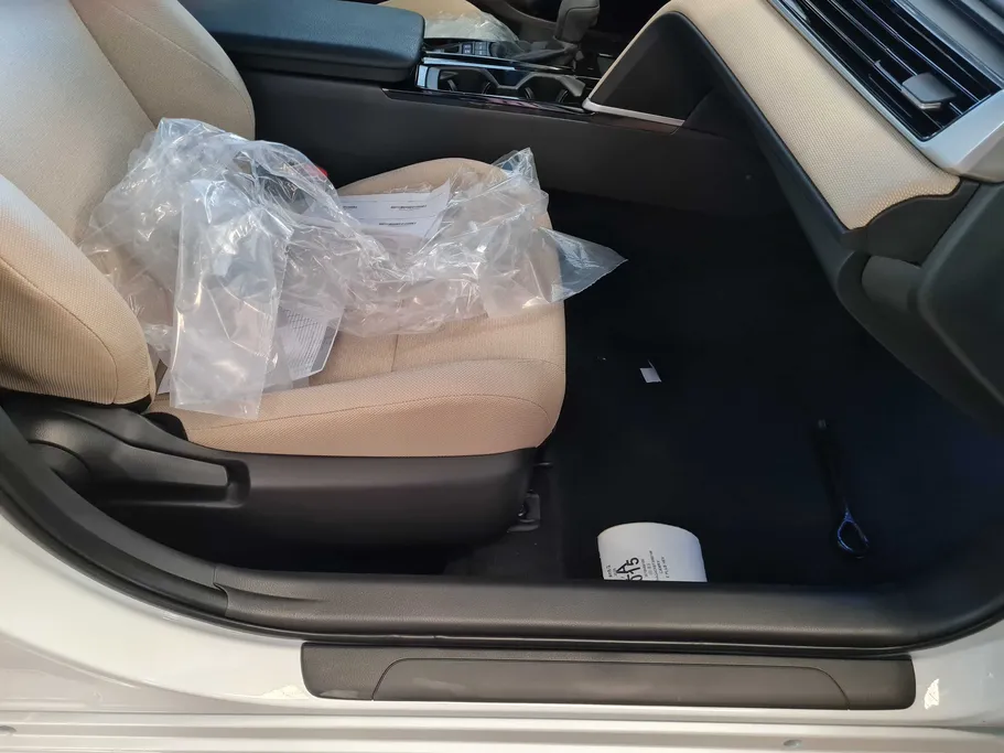 2026 Toyota Camry  E Plus HEV 