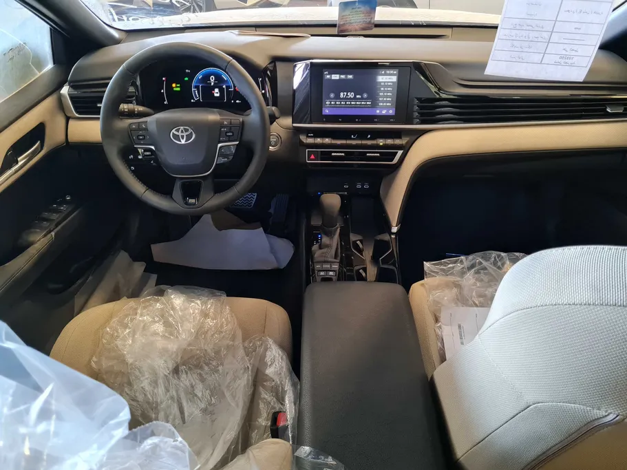 2026 Toyota Camry  E Plus HEV 