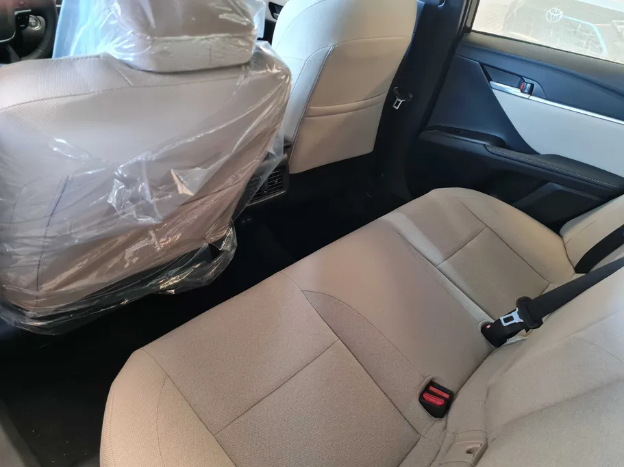 2026 Toyota Camry  E Plus HEV 