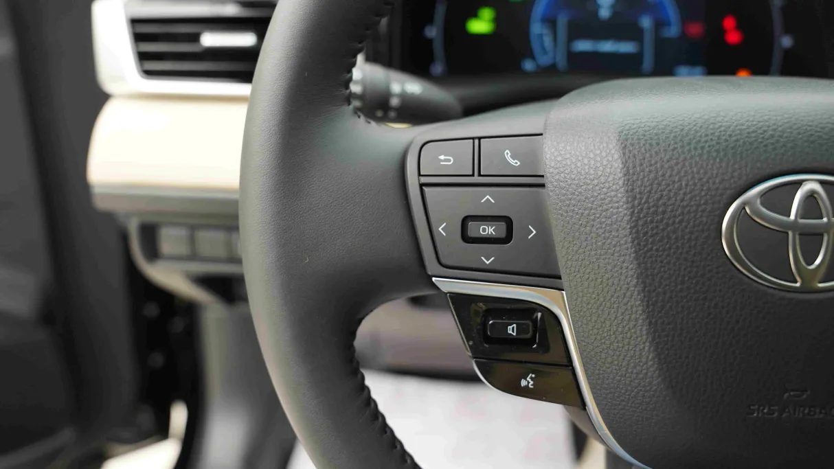 2026 Toyota Camry  E Plus HEV 