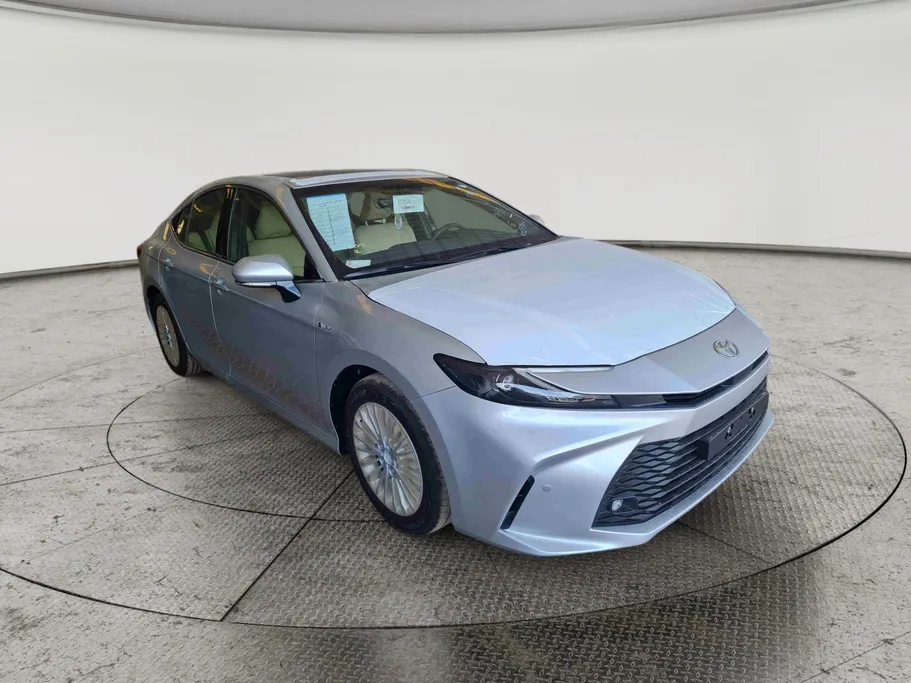 2026 Toyota Camry  E Plus HEV 