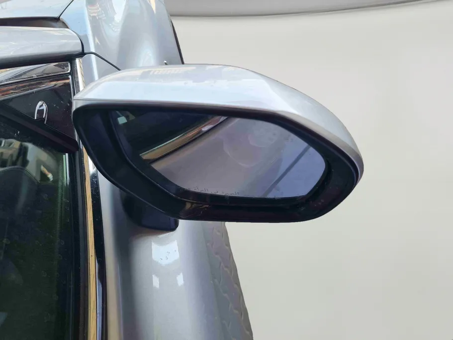 2026 Toyota Camry  E Plus HEV 