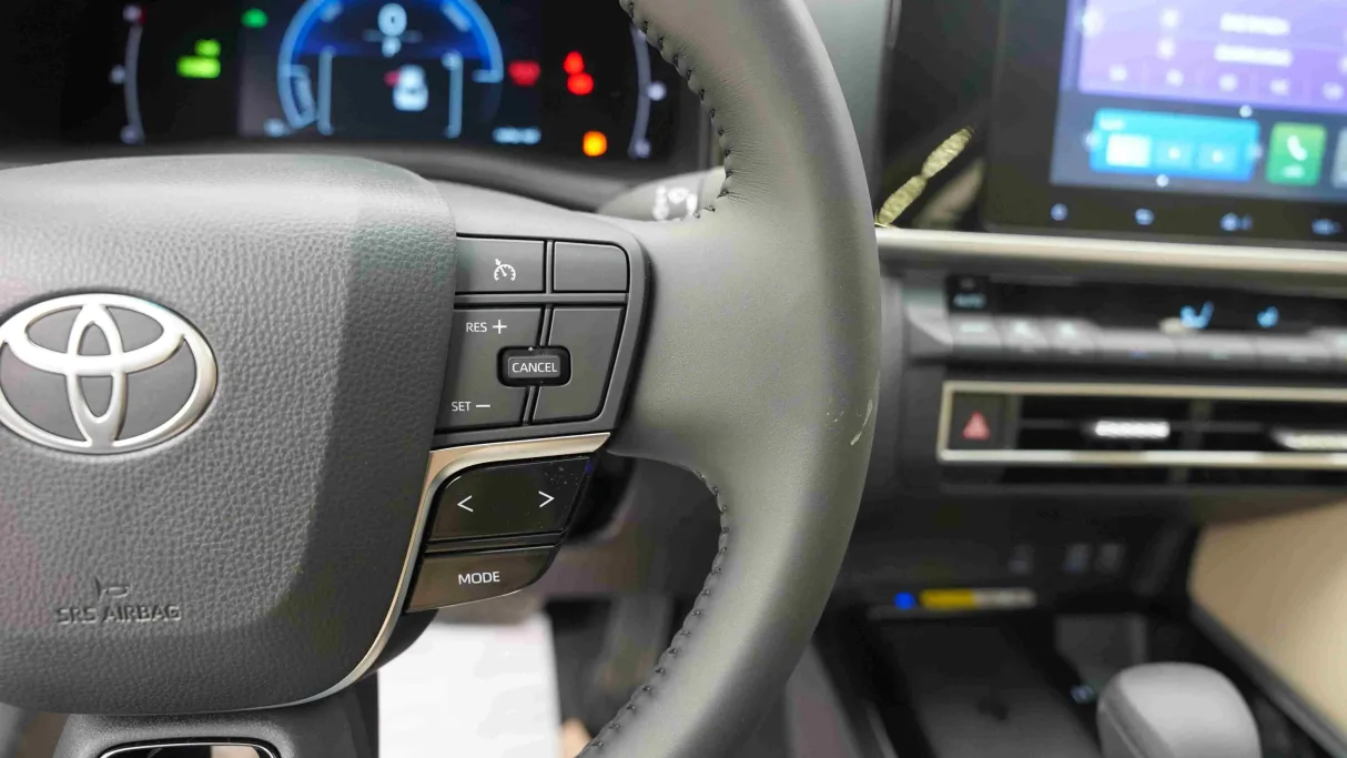 2026 Toyota Camry  E Plus HEV 