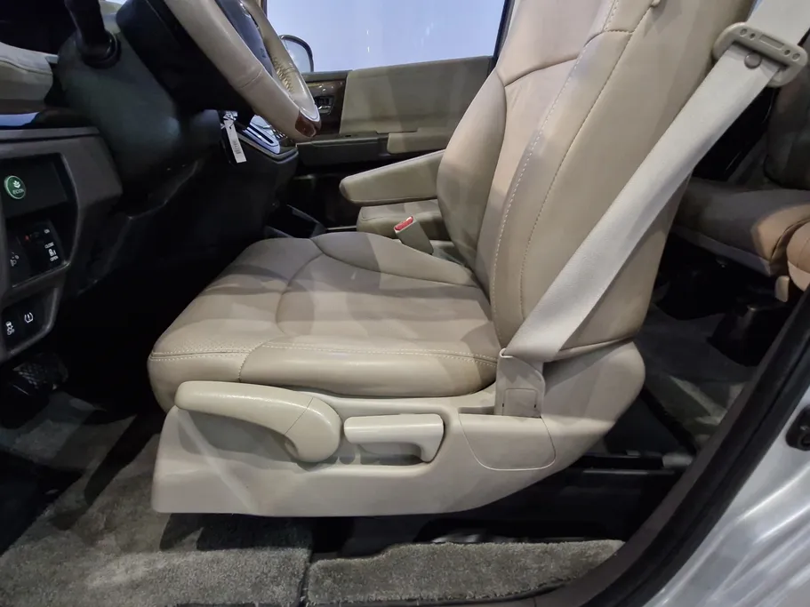 2020 Honda Odyssey J EX 