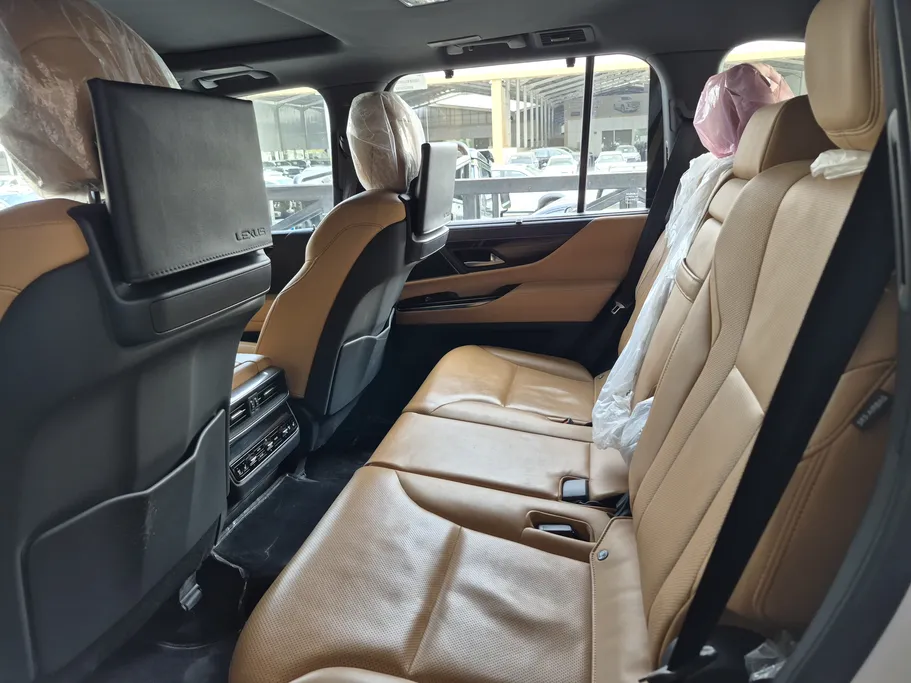 2024 Lexus LX 600 BB Elite 